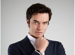 Денис Шарапов