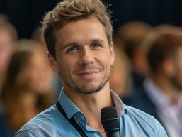 Дмитрий Щербаков