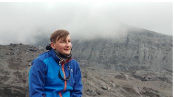 Владимир Хворов